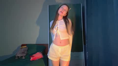 Emily online show from October 5, 8:14 pm