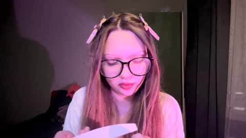 Emily online show from November 12, 7:45 pm