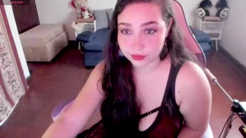 Snapshot of mary_a69 chatting on January 6, 10:26 pm alejandra gonzales online show from January 6, 10:26 pm