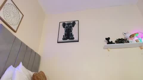 mary_cute9 online show from May 7, 12:31 pm