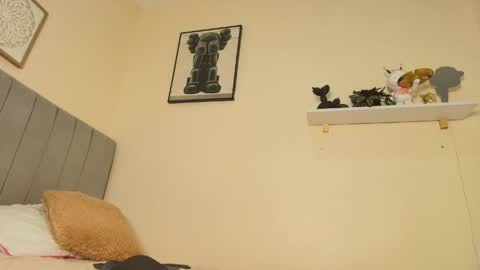 mary_cute9 online show from May 25, 12:04 pm