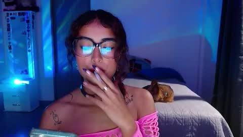 mary online show from October 4, 12:27 am