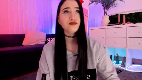 Mary online show from March 8, 7:23 am