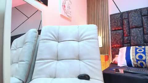 mary_luckaysha online show from March 20, 8:03 pm