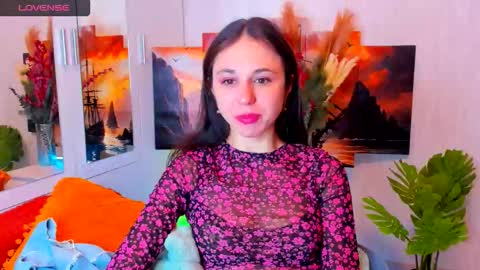 Mary online show from October 25, 10:27 pm