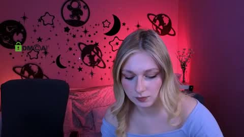 Mary online show from May 19, 7:21 pm