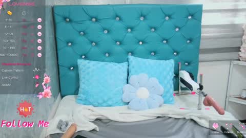  Mary Moon  online show from May 11, 2:45 pm