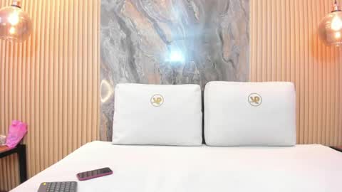  MARY  online show from May 19, 11:17 am