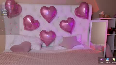 Snapshot of mary_u chatting on February 15, 3:20 am Ur Mary online show from February 15, 3:20 am