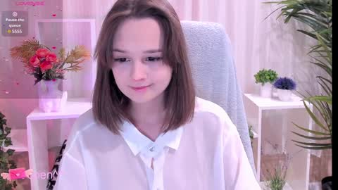 Snapshot of mary_u chatting on December 11, 3:13 am Ur Mary online show from December 11, 3:13 am