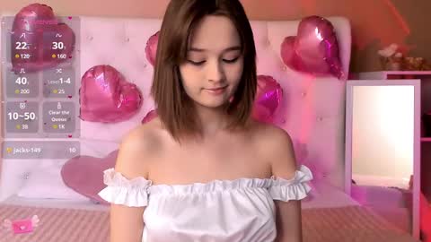 Snapshot of mary_u chatting on February 19, 3:28 am Ur Mary online show from February 19, 3:28 am