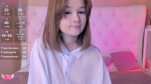 Snapshot of mary_u chatting on December 3, 3:07 am Ur Mary online show from December 3, 3:07 am