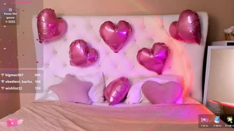 Snapshot of mary_u chatting on February 24, 3:21 am Ur Mary online show from February 24, 3:21 am