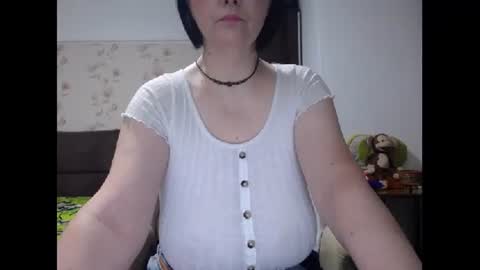 Mary online show from May 26, 3:28 am