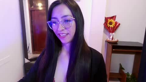 MARYAM online show from April 5, 1:10 pm