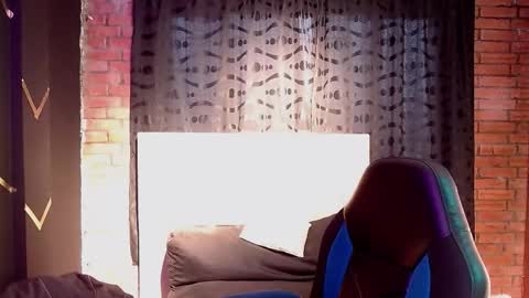 MARYAM online show from March 27, 12:39 pm