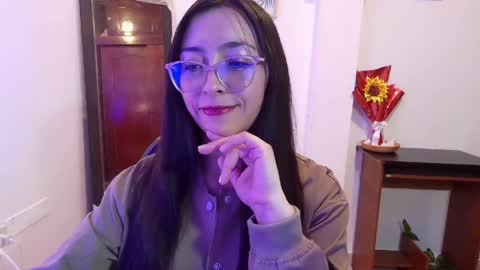 MARYAM online show from April 7, 12:18 pm