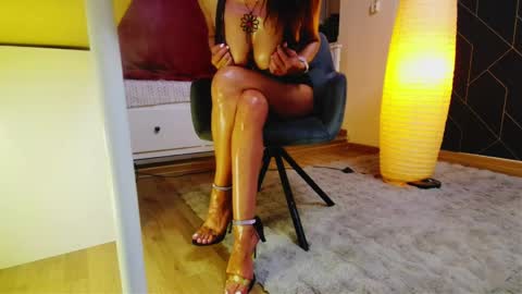 Marry online show from May 8, 7:05 pm