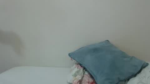 maryem online show from May 8, 2:20 pm
