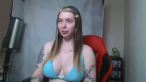 maryh0tlove online show from May 1, 11:02 am