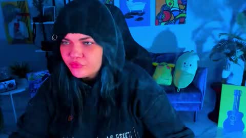 Mary online show from November 8, 2:27 am