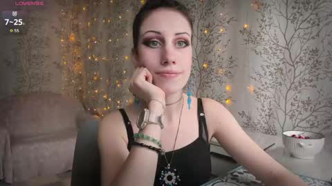Mary Lou online show from May 24, 9:30 am