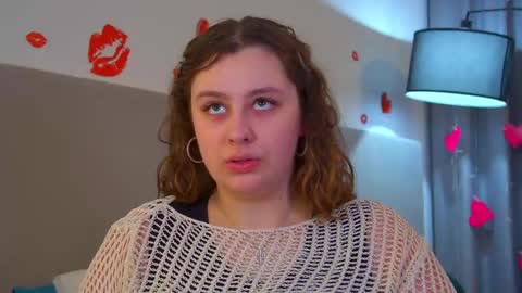 MaryMurrays online show from March 22, 6:25 pm