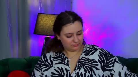 MaryMurrays online show from March 23, 6:36 pm