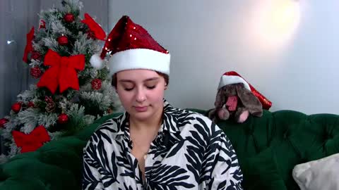 MaryMurrays online show from December 25, 8:39 pm