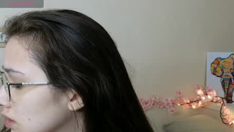 Hi Im Olivia Im new here3 online show from May 10, 3:30 am