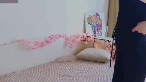 Hi Im Olivia Im new here3 online show from May 21, 3:04 am