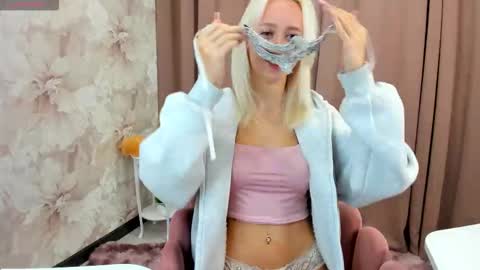 Luucy UTC1 Mon Tue Wed Thu Fri 0500-1130 online show from October 13, 2:47 am