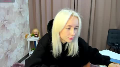 Luucy UTC1 Mon Tue Wed Thu Fri 0500-1130 online show from October 28, 2:50 am