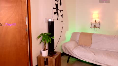 maryybellax online show from May 23, 12:42 am