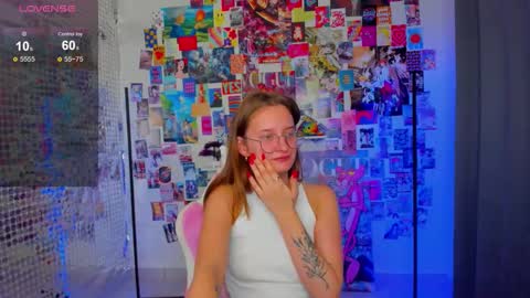 maryyy_may online show from October 7, 7:07 pm
