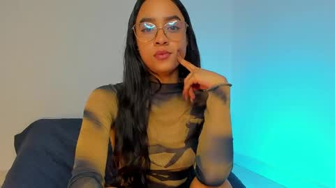 Kamila online show from May 20, 1:13 am