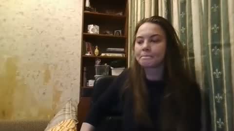 Snapshot of mati1da chatting on March 4, 5:53 am Matild online show from March 4, 5:53 am