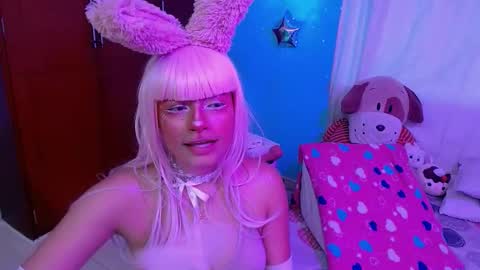 mattilda_18 online show from October 22, 10:37 pm