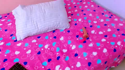 mattilda_18 online show from February 22, 8:59 pm