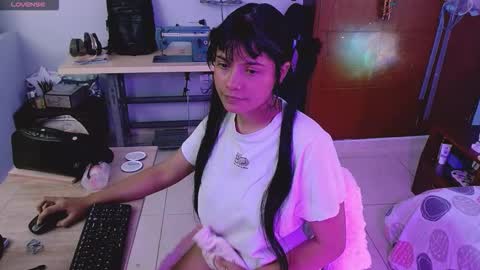 mattilda_18 online show from November 18, 10:00 pm