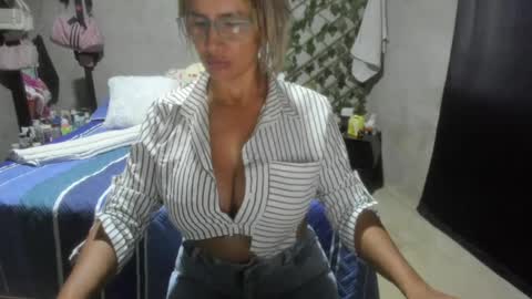 mature_bigboobs__ online show from May 13, 9:53 pm