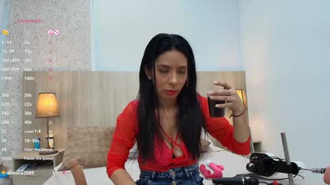 mature_eva online show from December 10, 11:11 am