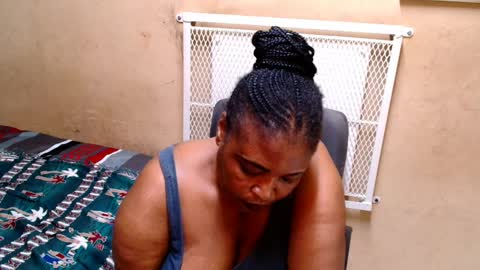 maturenesh online show from April 4, 7:29 am