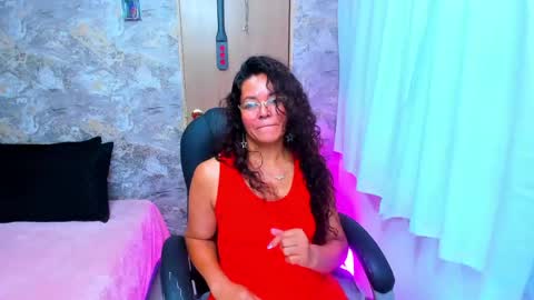 maturepure_ online show from May 16, 11:15 pm