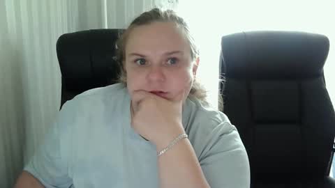 Snapshot of mavka2025 chatting on September 10, 12:16 pm Mavka2025 online show from September 10, 12:16 pm
