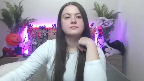 MavkaCute online show from October 22, 7:19 pm