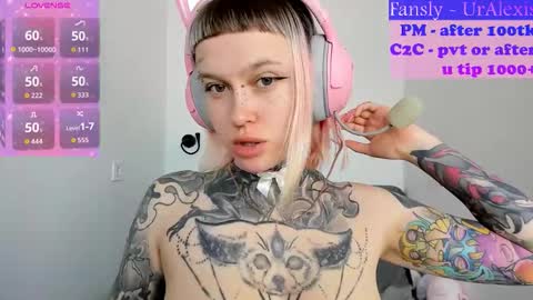 Snapshot of max69alexa chatting on October 3, 5:23 am Ur sweet heart online show from October 3, 5:23 am