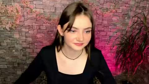may online show from June 25, 5:14 pm