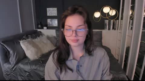 Maya online show from May 18, 2:34 pm