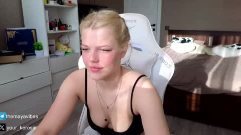 Maya online show from May 9, 4:14 am